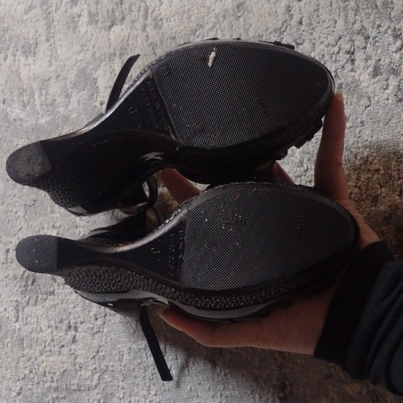 Rock & Republic Wedges - Picture 4 of 4